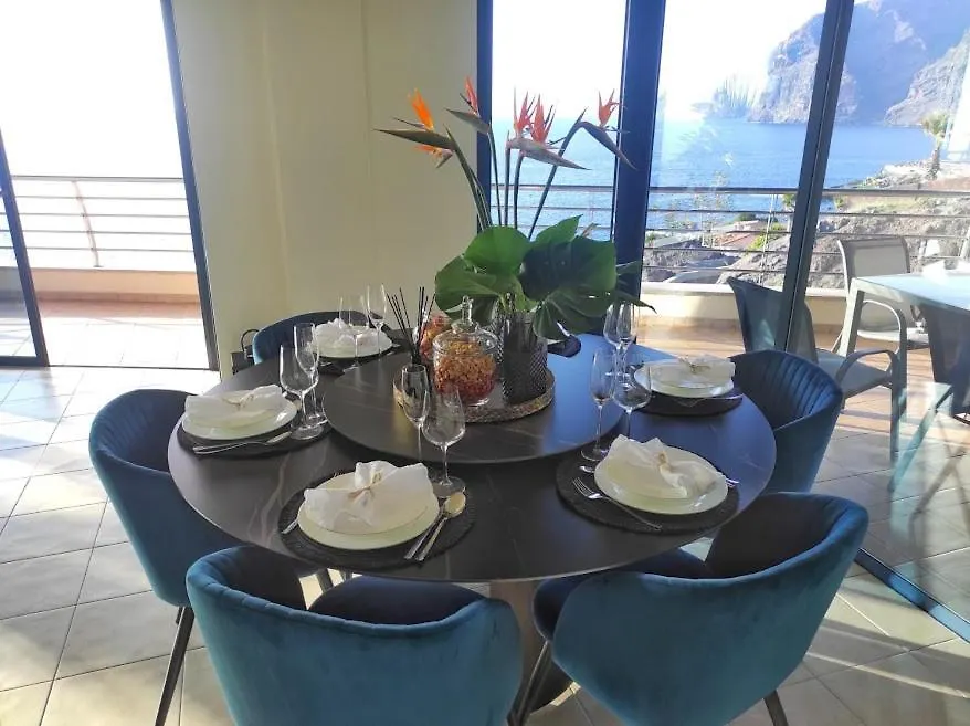 Luxury Los Gigantes Apartment Puerto de Santiago